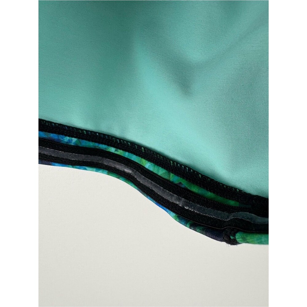CVG Medusa 5 inch Shorts Women's Size Large Squat Proof Tidal Wave Blue Green - Picture 3 of 5